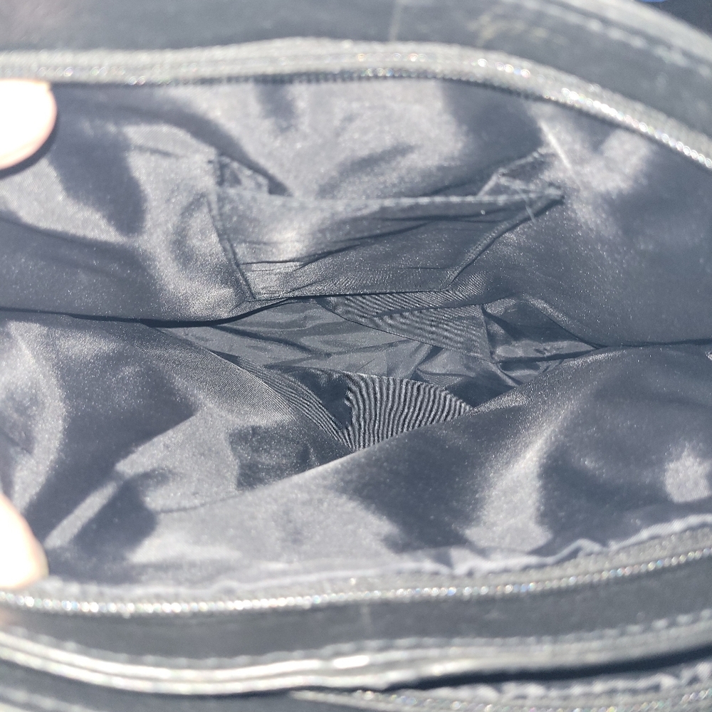 Quenchy London Black Leather Multi-pocket 2 Strap Handbag. - Picture 7 of 13